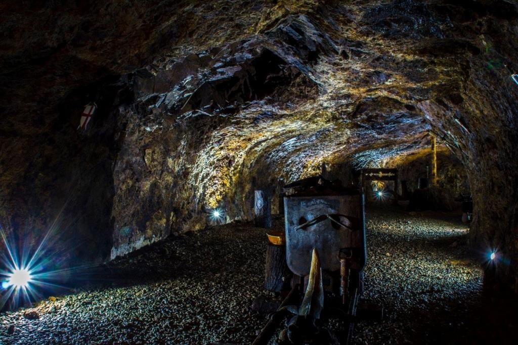 Banská Štiavnica 可斯博丽坦ii旅馆酒店 外观 照片